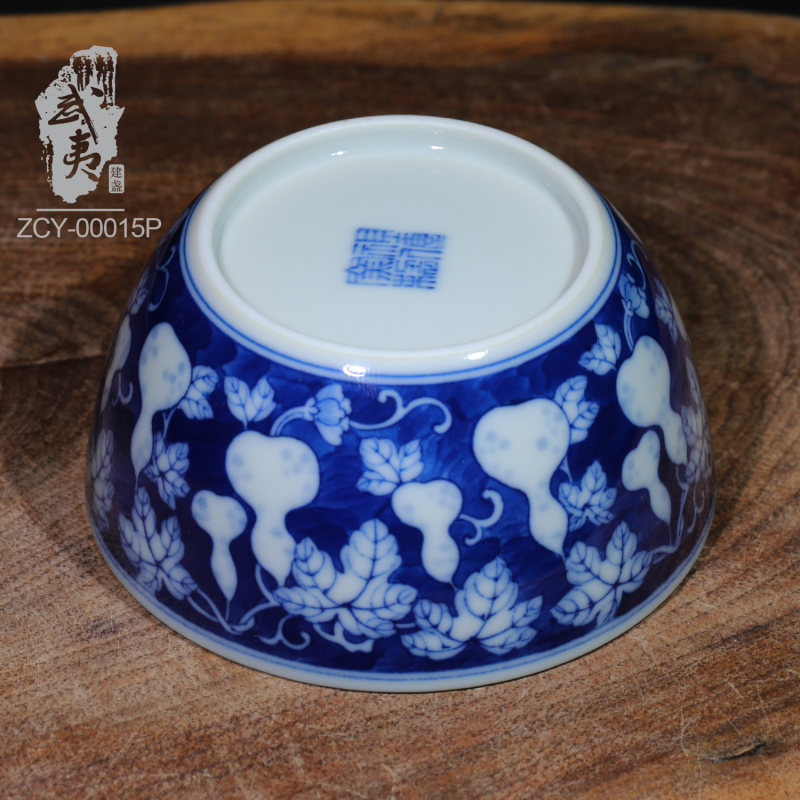 祖传窑，蓝地缠枝葫芦缸杯