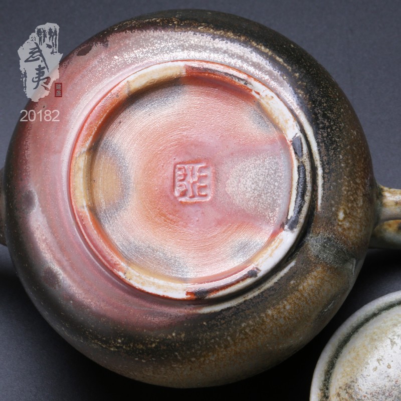 建盏大师刘美英，柴烧壶