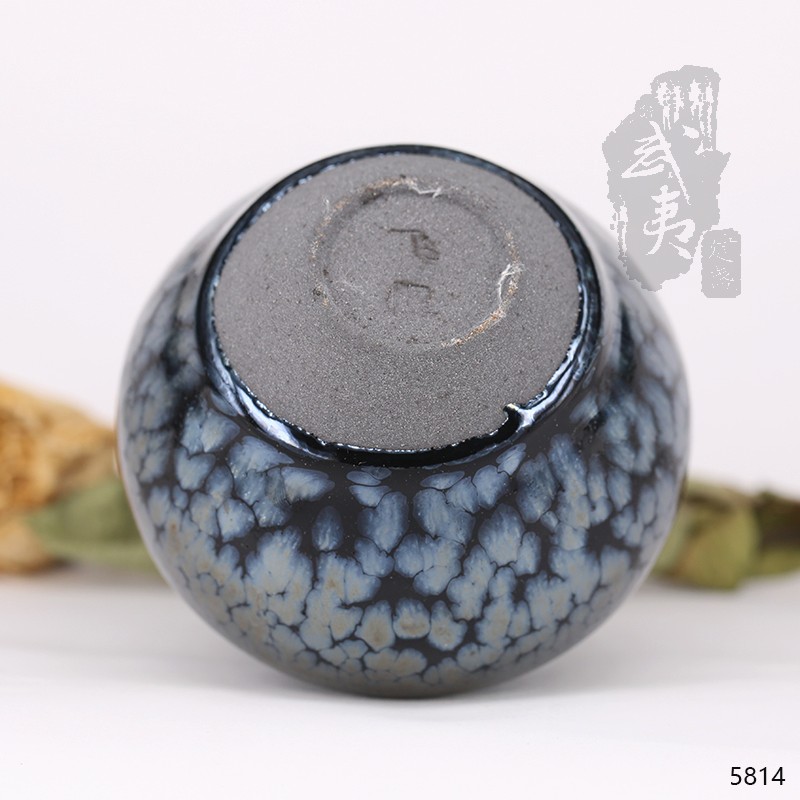 建盏大师饶飞雄，赖敏惺，敛口蓝油滴