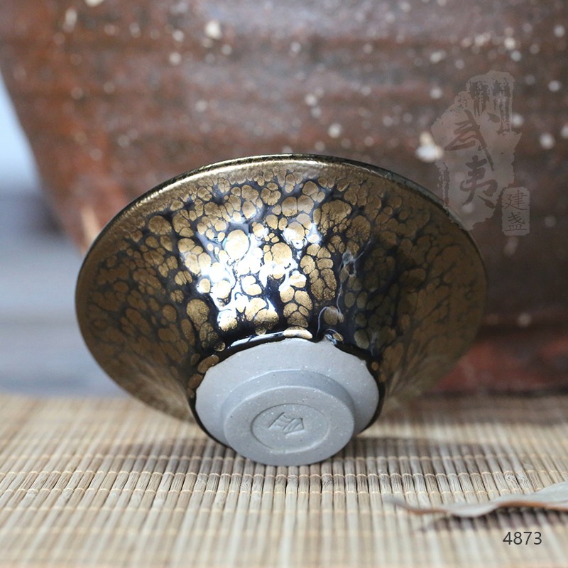 建盏大师黄美金,撇口金油滴