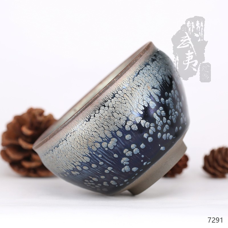 建盏大师阙梅娇，束口香炉油滴