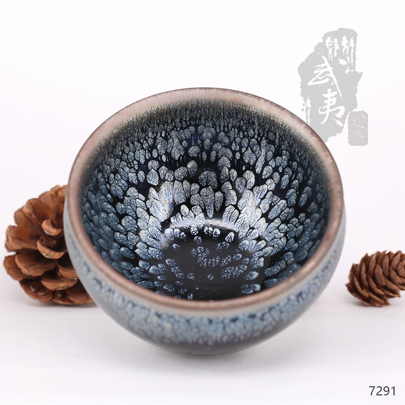 建盏大师阙梅娇，束口香炉油滴