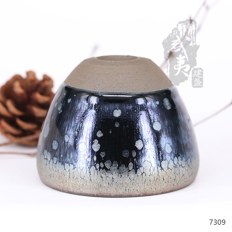 建盏大师阙梅娇，闻香杯油滴