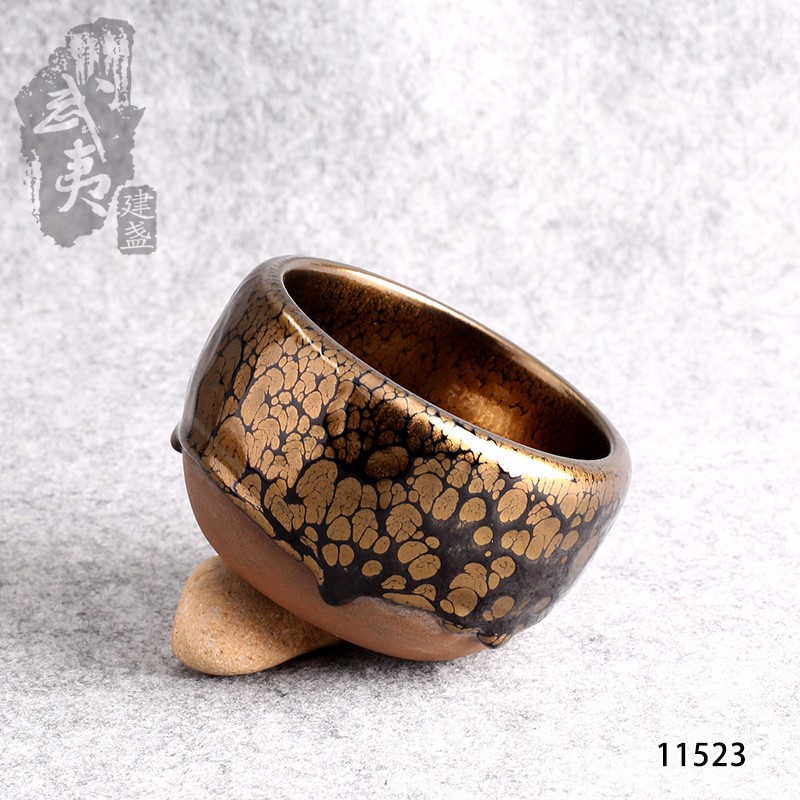 建盏大师黄美金，星云鉢金油滴