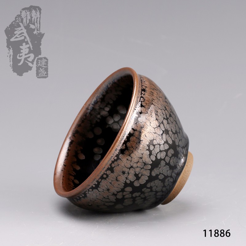 建盏大师杨敏，束口鹧鸪斑