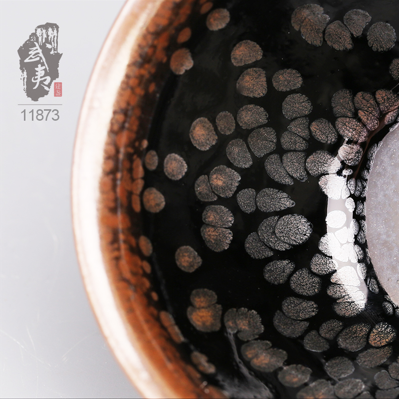 建盏大师杨敏，束口鹧鸪斑