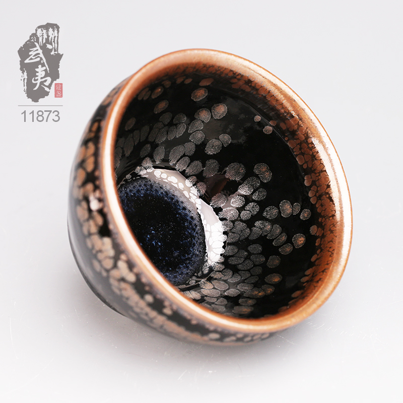 建盏大师杨敏，束口鹧鸪斑