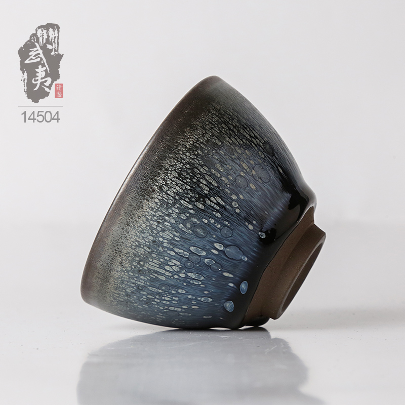 建盏大师陈慧敏，敛口羽鳞