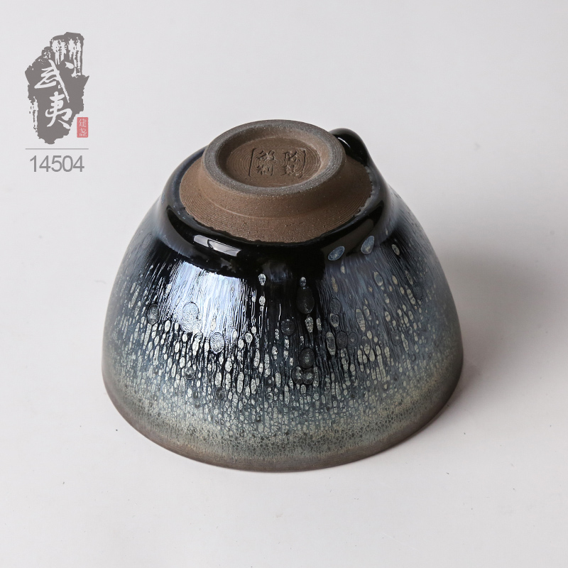 建盏大师陈慧敏，敛口羽鳞