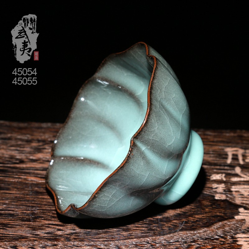 工艺美术大师徐殷，粉青扭转乾坤盏