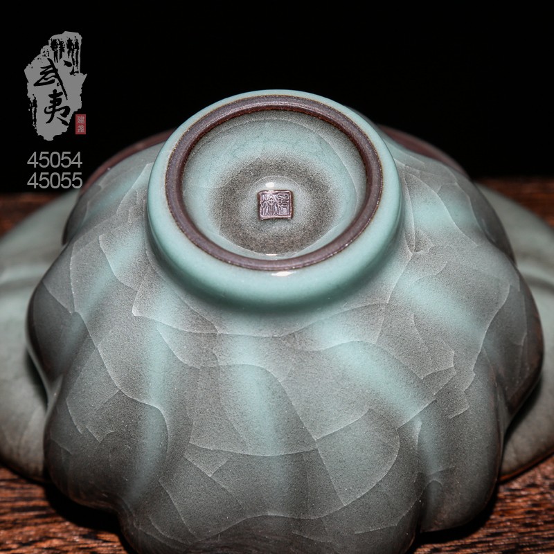 工艺美术大师徐殷，粉青扭转乾坤盏