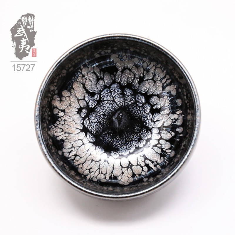 建盏大师阙梅娇，禅定黑牡丹