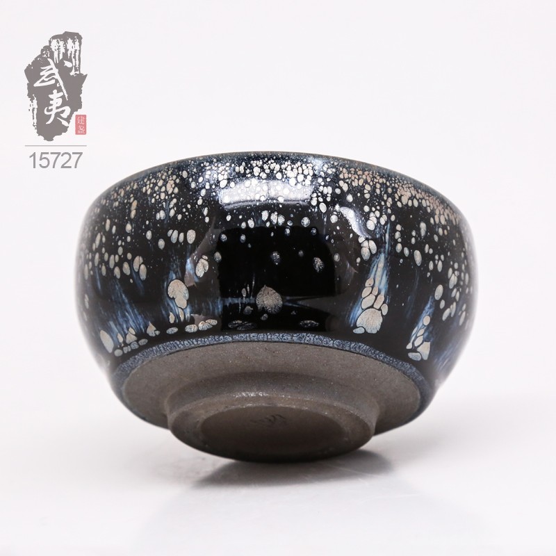 建盏大师阙梅娇，禅定黑牡丹