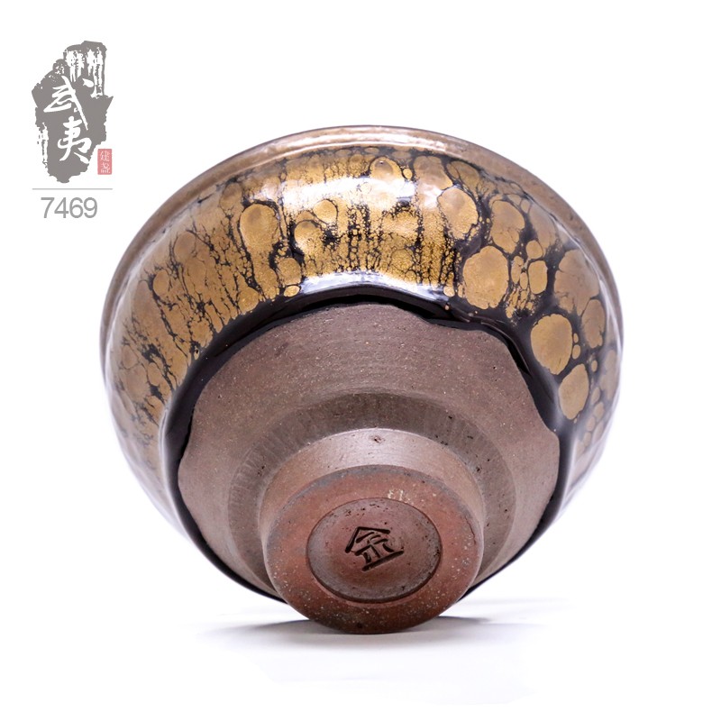 建盏大师黄美金，束口金油滴