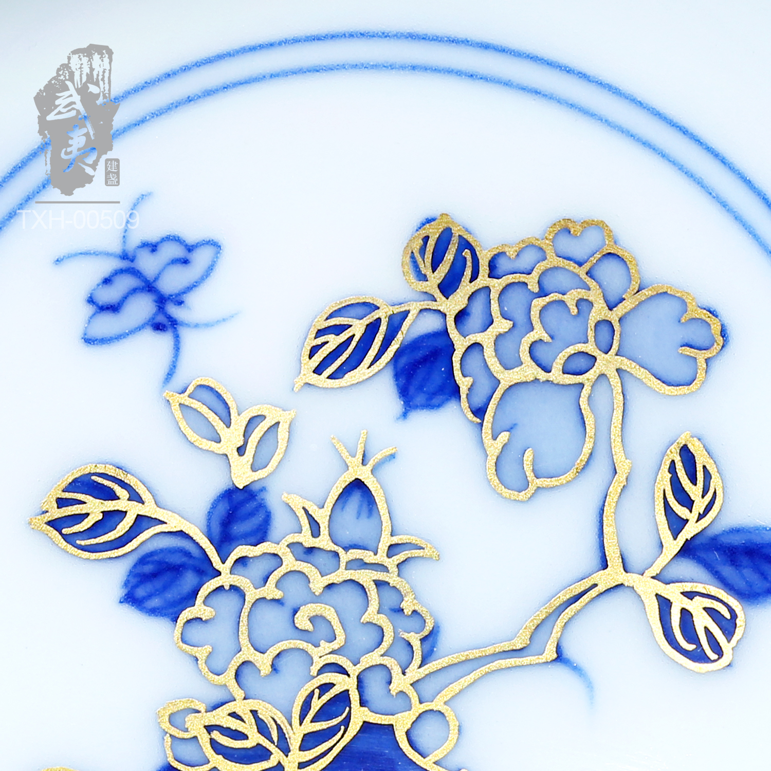 斗彩涂杏花，青花斗彩描金牡丹花蝶杯- 隐庐器